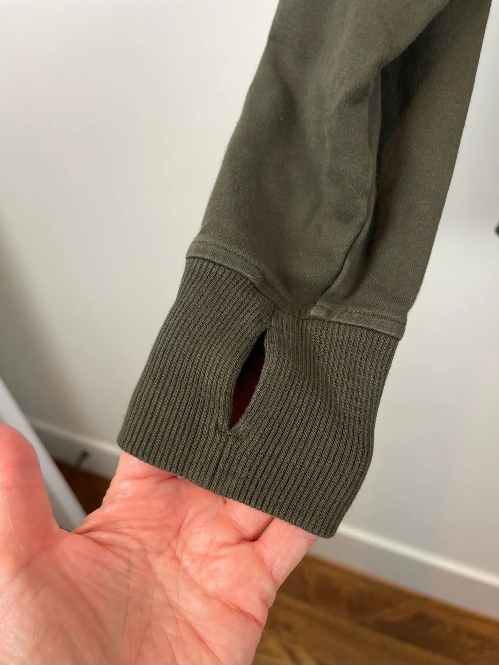 lululemon Scuba Crew Sweatshirt size 6 Olive